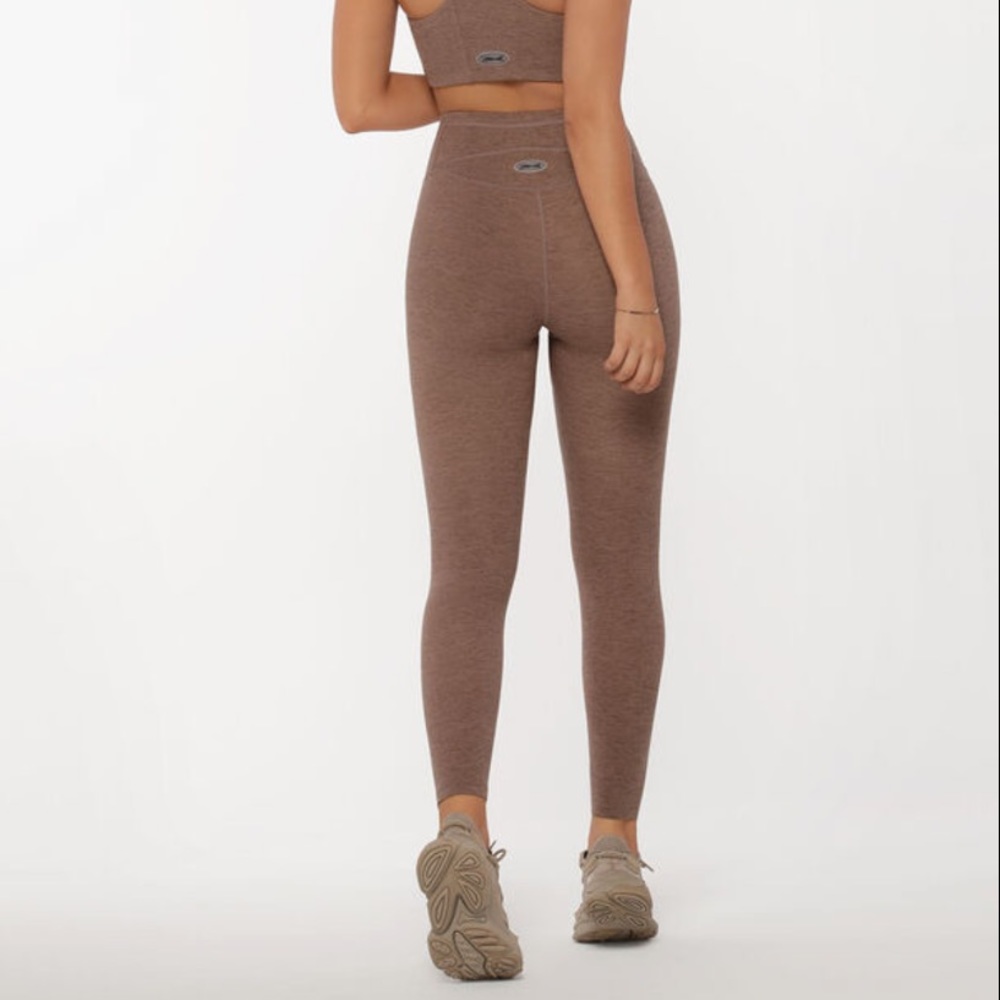 Lorna Jane Lifted Leggings - Picture 2 of 6